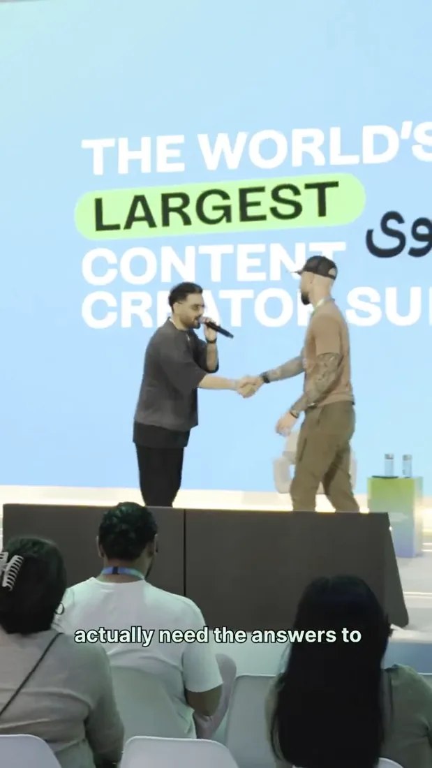 1 Billion Followers Summit: stage & sessions, hosting video thumbnail