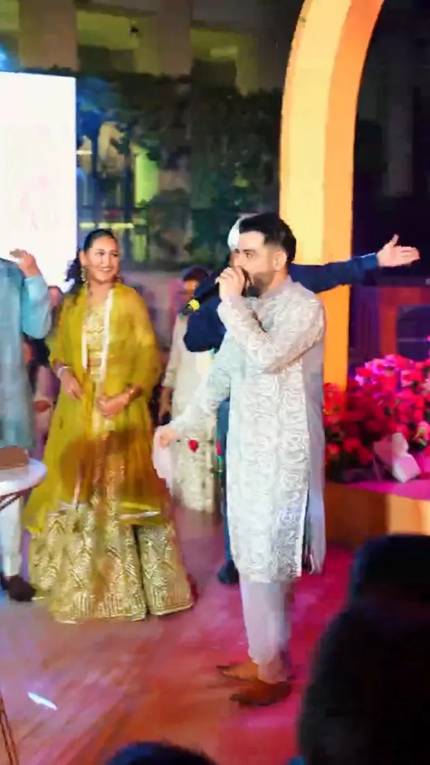 Festive celebrations & audience games, hosting video thumbnail